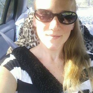 Meet your Posher, Amber